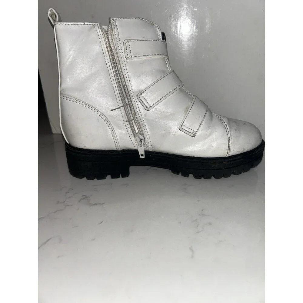 Steve Madden Platforms Girls White Boots Buckles Size 2